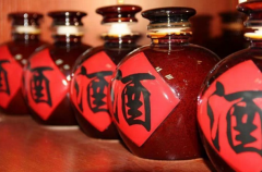 你知道哪些性价比高的酱香酒值得收藏吗，它的特点有哪些