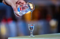 如何辨别白酒真假，走进中国神秘白酒