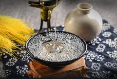 想知道酱香酒是什么味道，看完就懂了