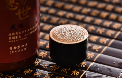 哪种白酒适合收藏，名牌酱香酒，是抢手的香馍馍