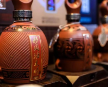 粮食酒与勾兑酒的编码区别，全面了解两者的不同