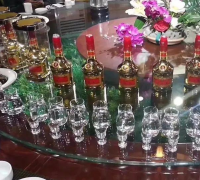 酱香型白酒放十年的口感 品尝时间酝酿出的美酒